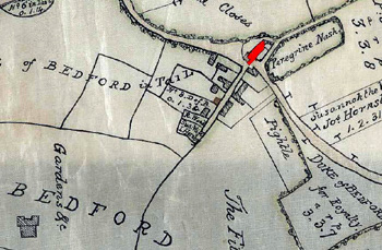 The Bedford Arms shown in red in 1804 [MA72]